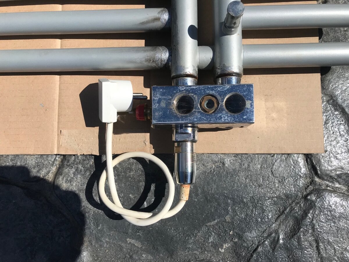 Koupelnový radiátor P.M.H - 2