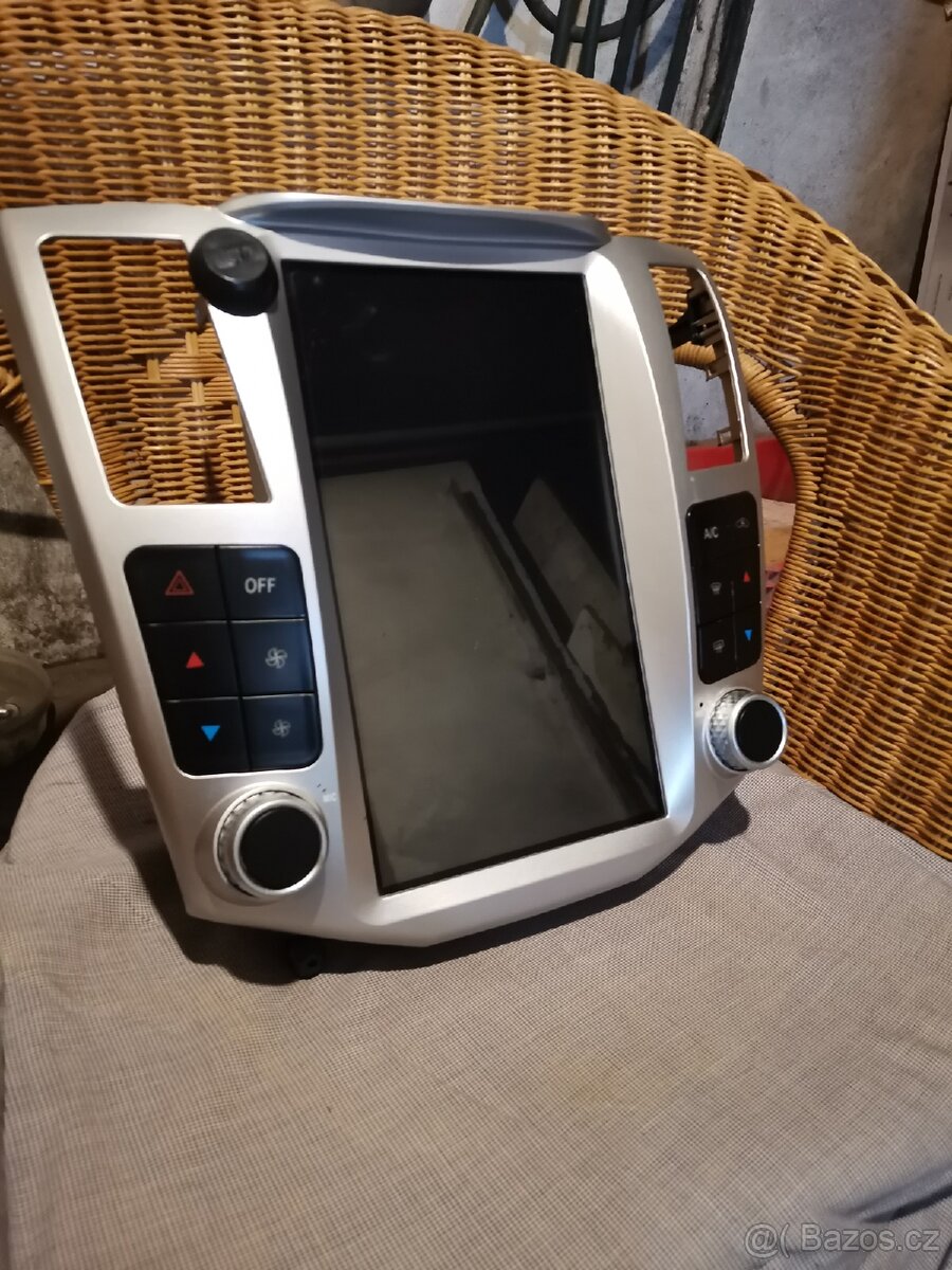 Displej středový lexus - 2