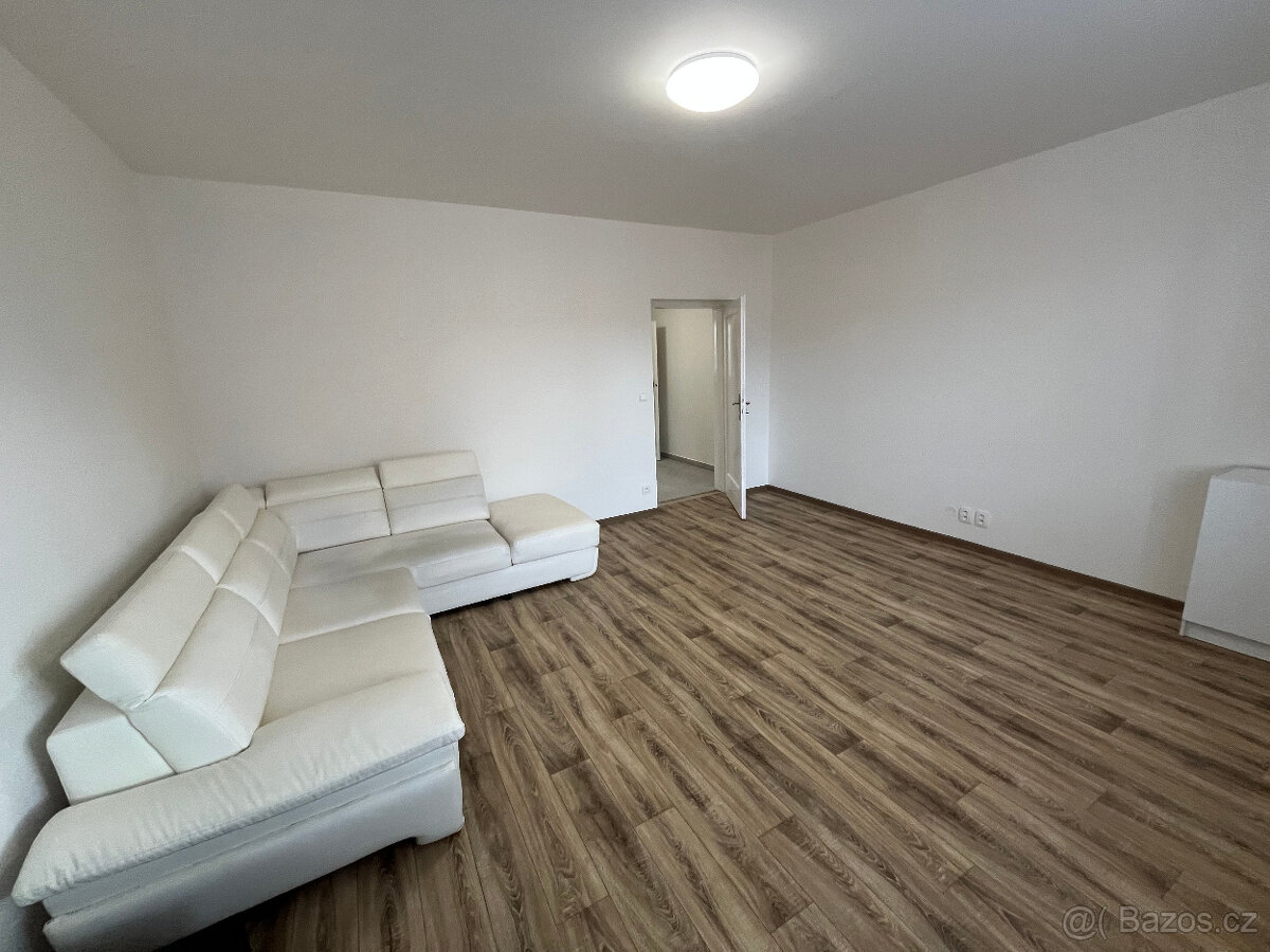 Pronajmu krásný a čistý byt 2+kk, Ostrava Mariánské Hory - 2