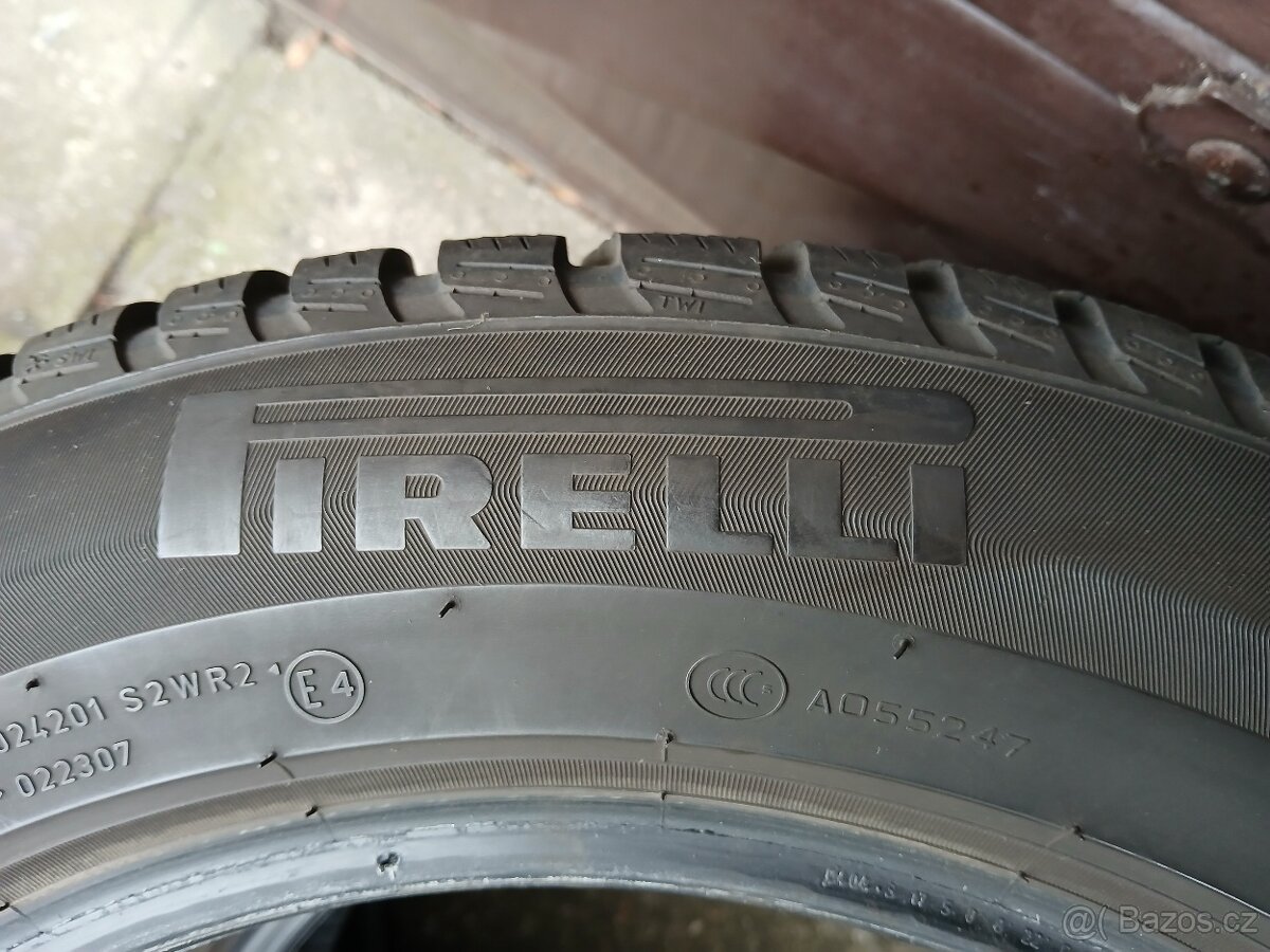 2ks zimní pneu 205/60 r16 - 2