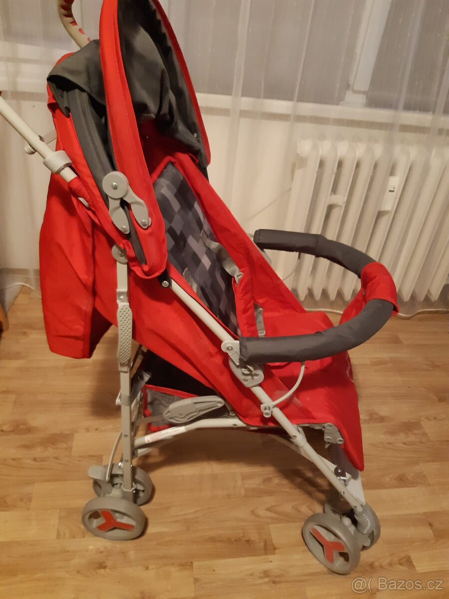 Kočárek Lionelo červený - 2
