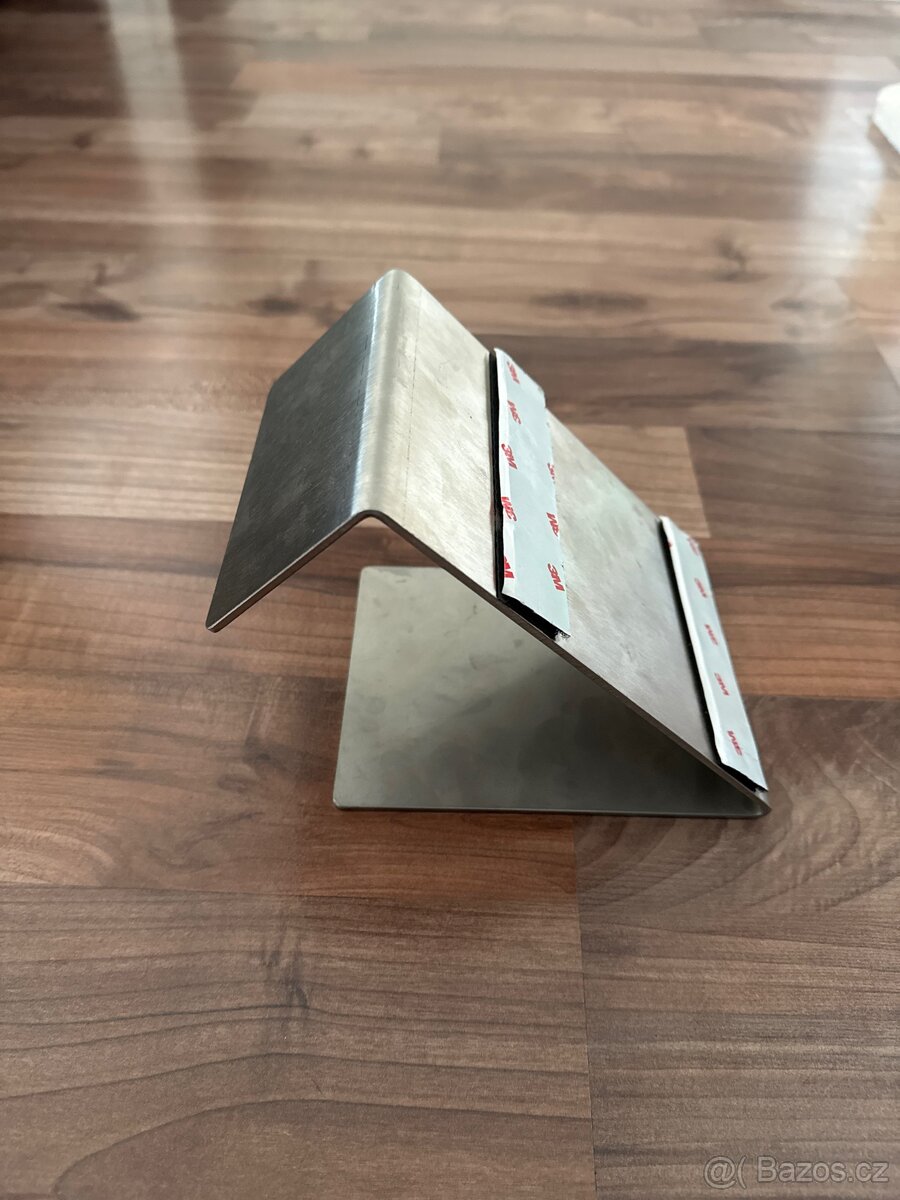 Stojánek na tablet/pokladnu - 2