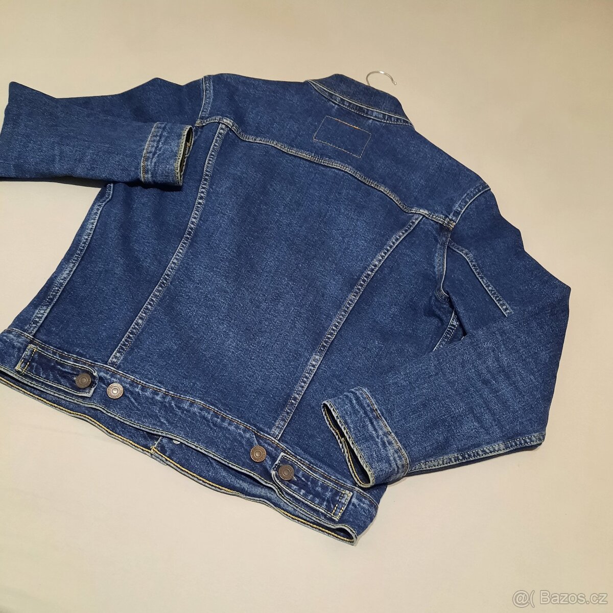 LEVIS dámská džínová bunda velikost S - 2