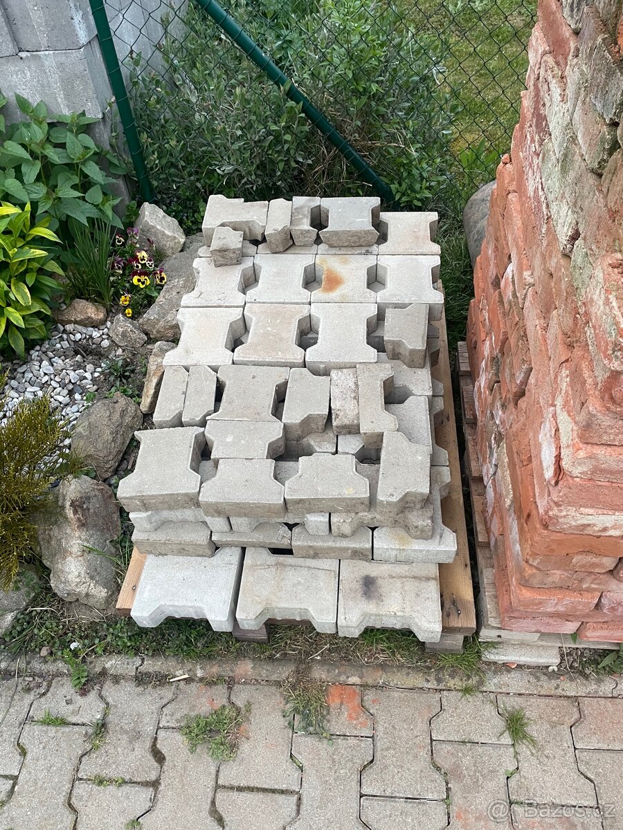 Zámková dlažba I - 2