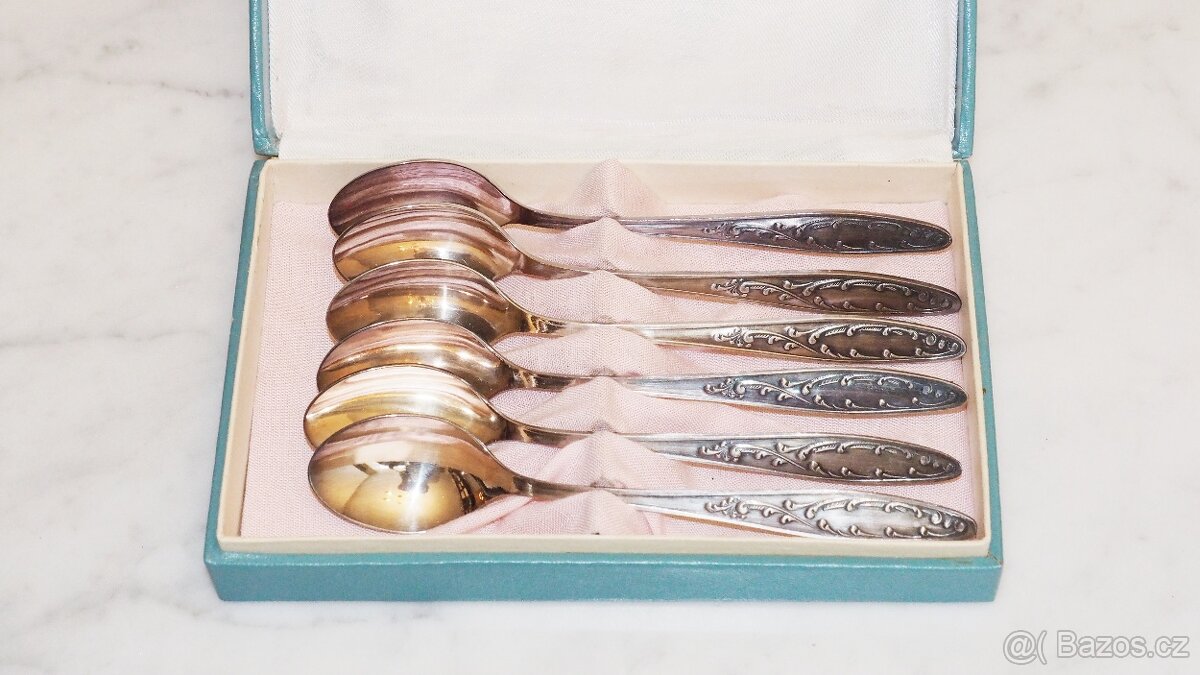 Sada lžiček z alpaky. - 2