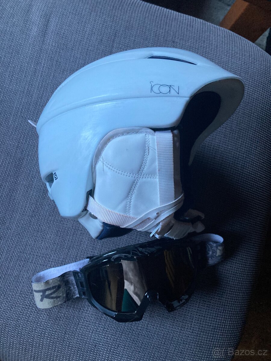 Lyžařská helma - 2