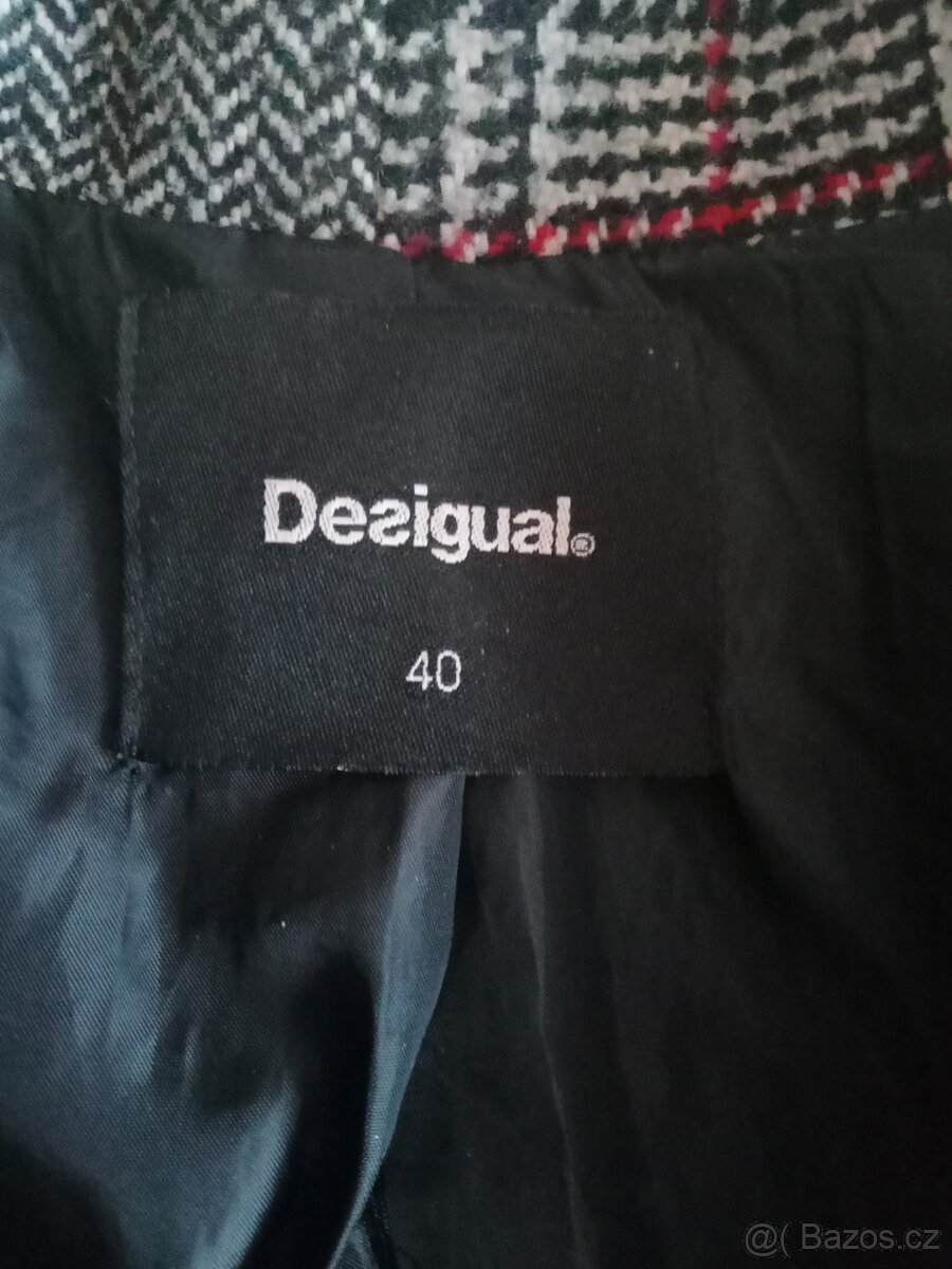 Kabát Desigual - 2