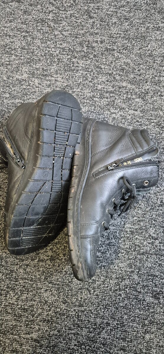 Dámske kotnikove boty - 2