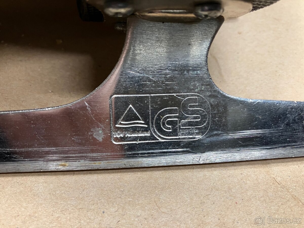 Dívčí brusle vel.33 - 2