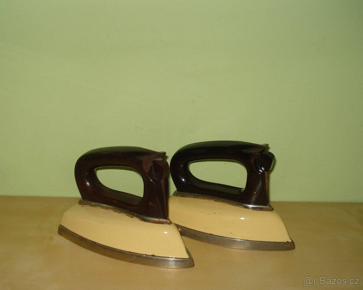 Staré žehličky - 2