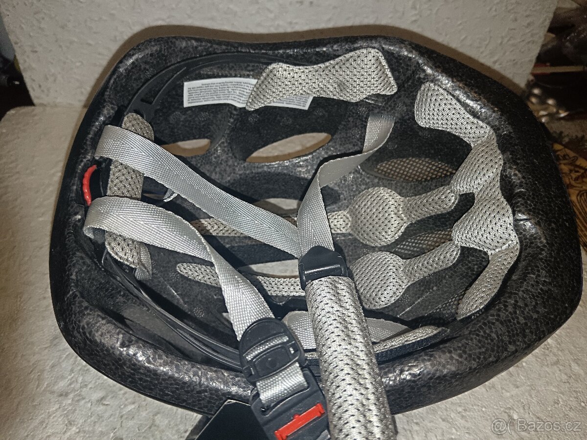 Cyklistická přilba - 2