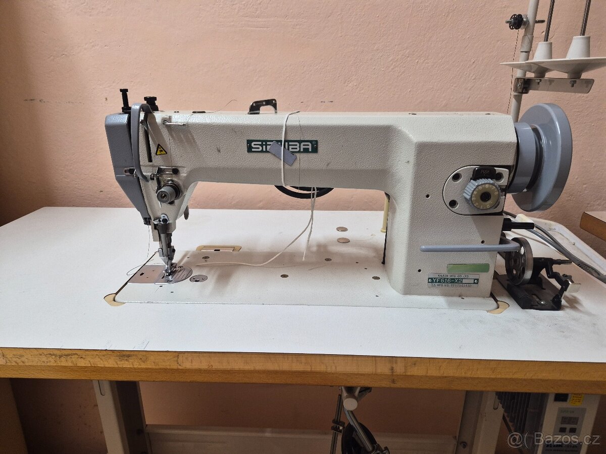Průmyslový šicí stroj SIRUBA - 2