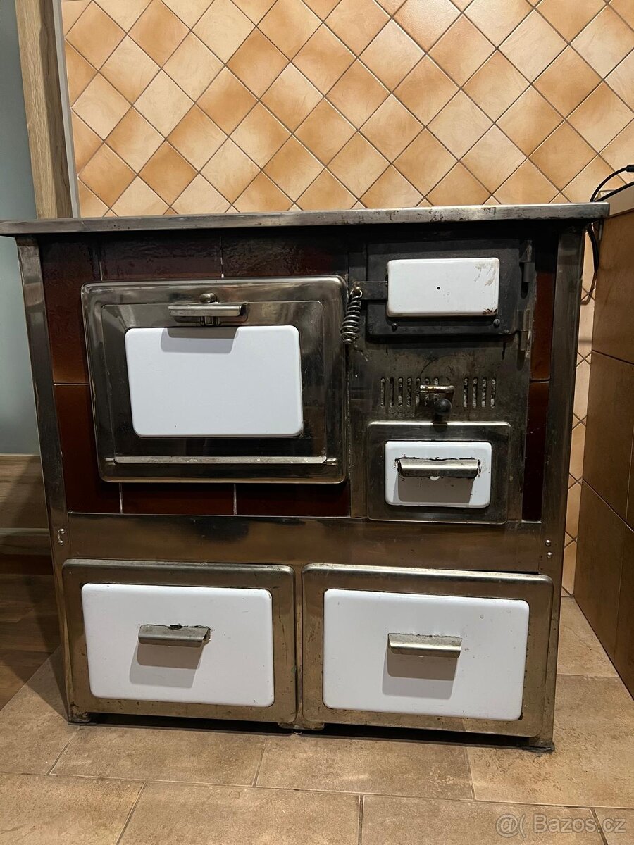 Kamna kachlová kuchyňská - 2