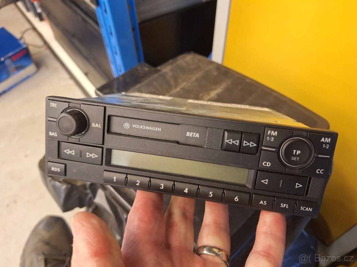 Vw beta 5 autoradio nemam kod. - 2