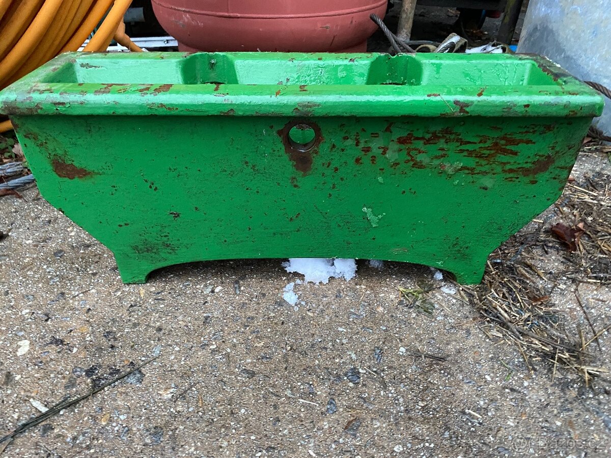 Závaží John deere 110kg - 2