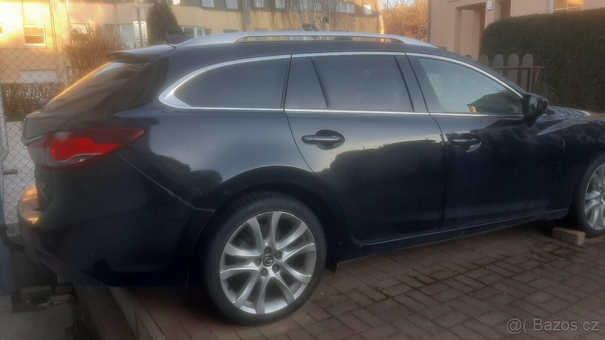 Mazda 6 2,2 kombi - 2