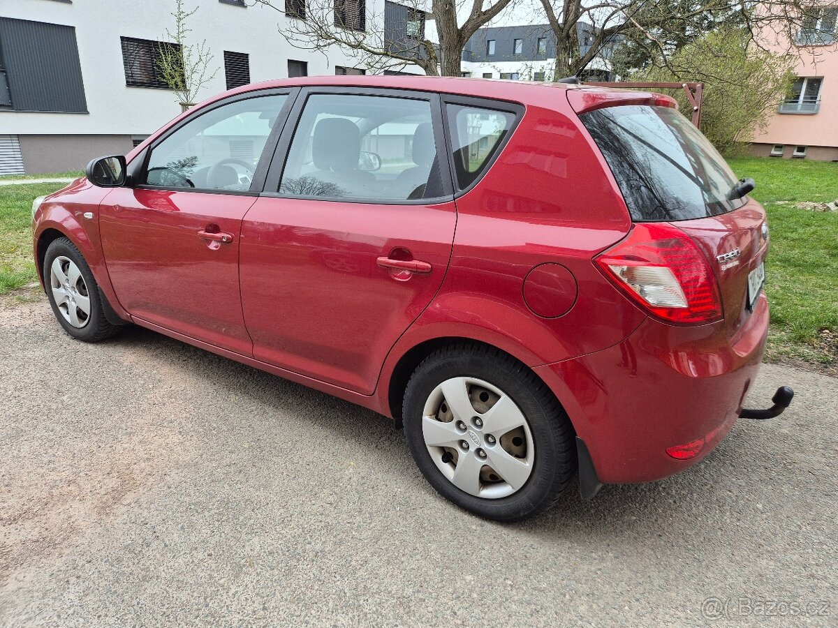 Kia ceed 1,4 benzin 2009 - 2