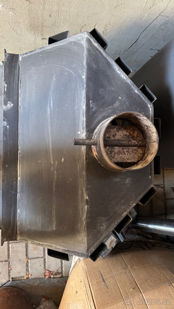 Prodám krbovou vložku - 2