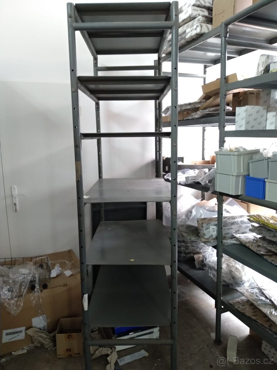 Prodám kovové regály - 2