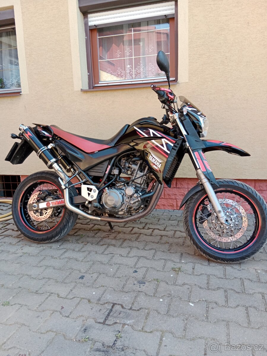 Yamaha xt660x