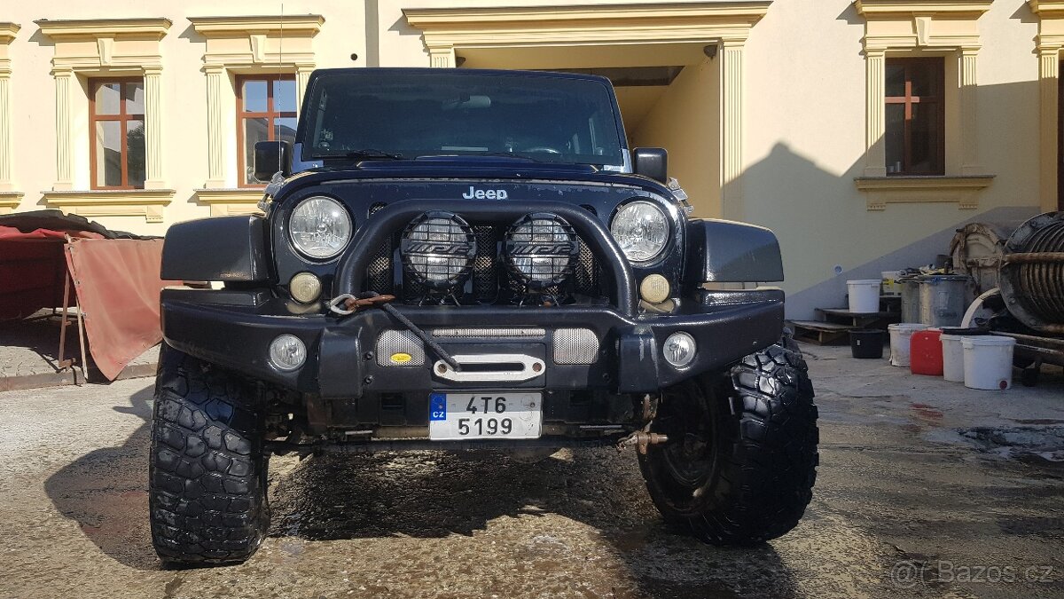 prodám Jeep wrangler rubicon JK možný odpočet DPH