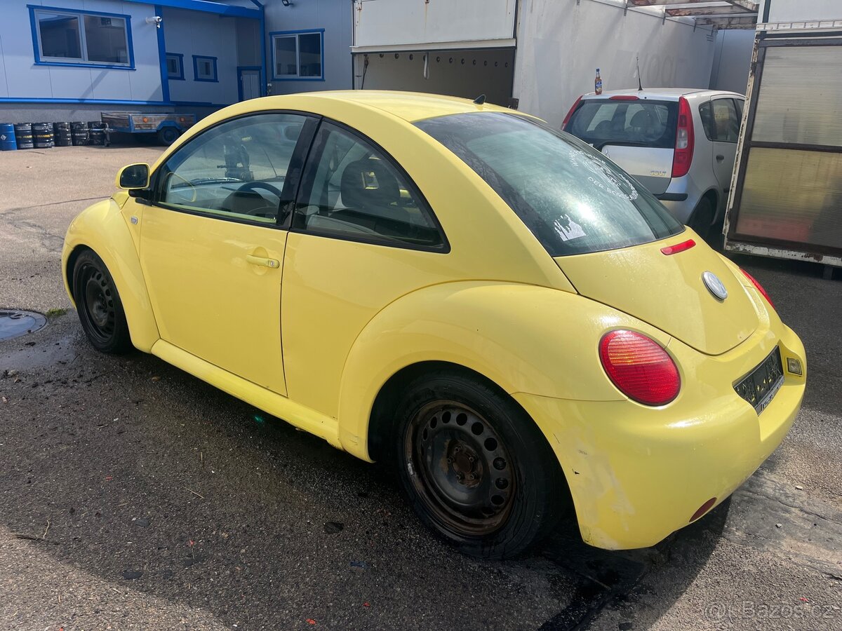 VW New Beatle 2.0i 85kw manuál Výhřev - 2
