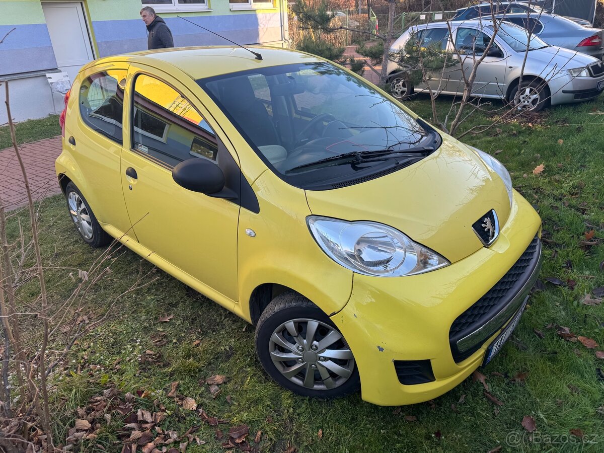 Peugeot 107 94000 km - 2