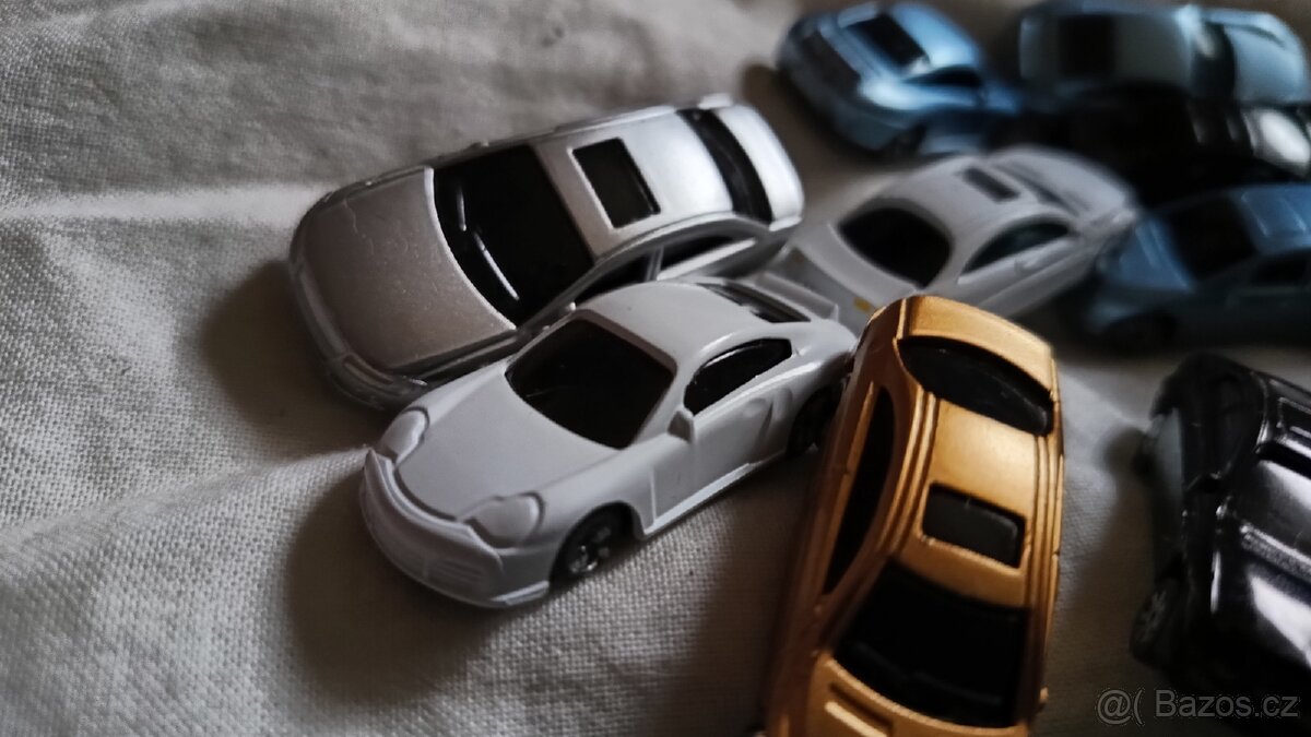 Prodám úplně nové nepoužité osobáky velikost TT - 2