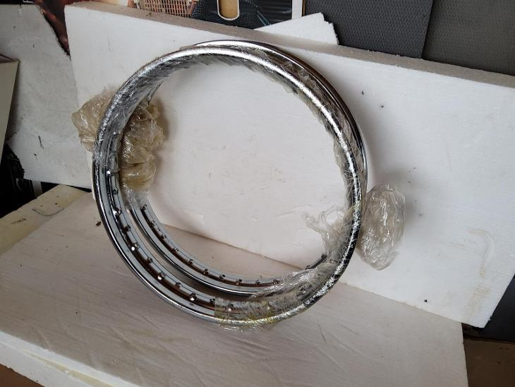 Jawa pérák FJ - ráfky - 2