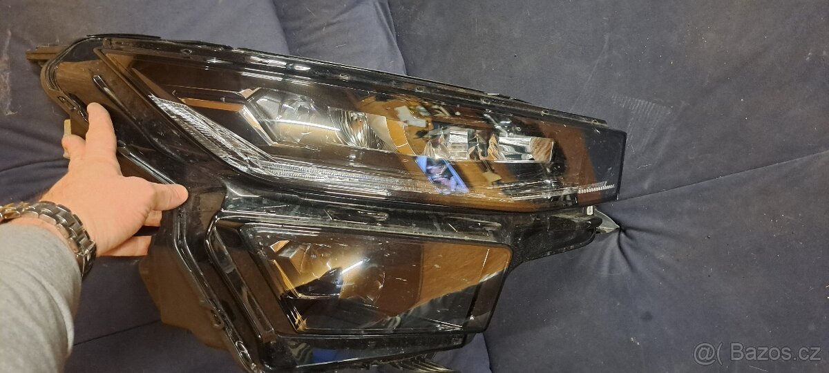 Pravy predni svetlomet skoda kodiaq full led - 2