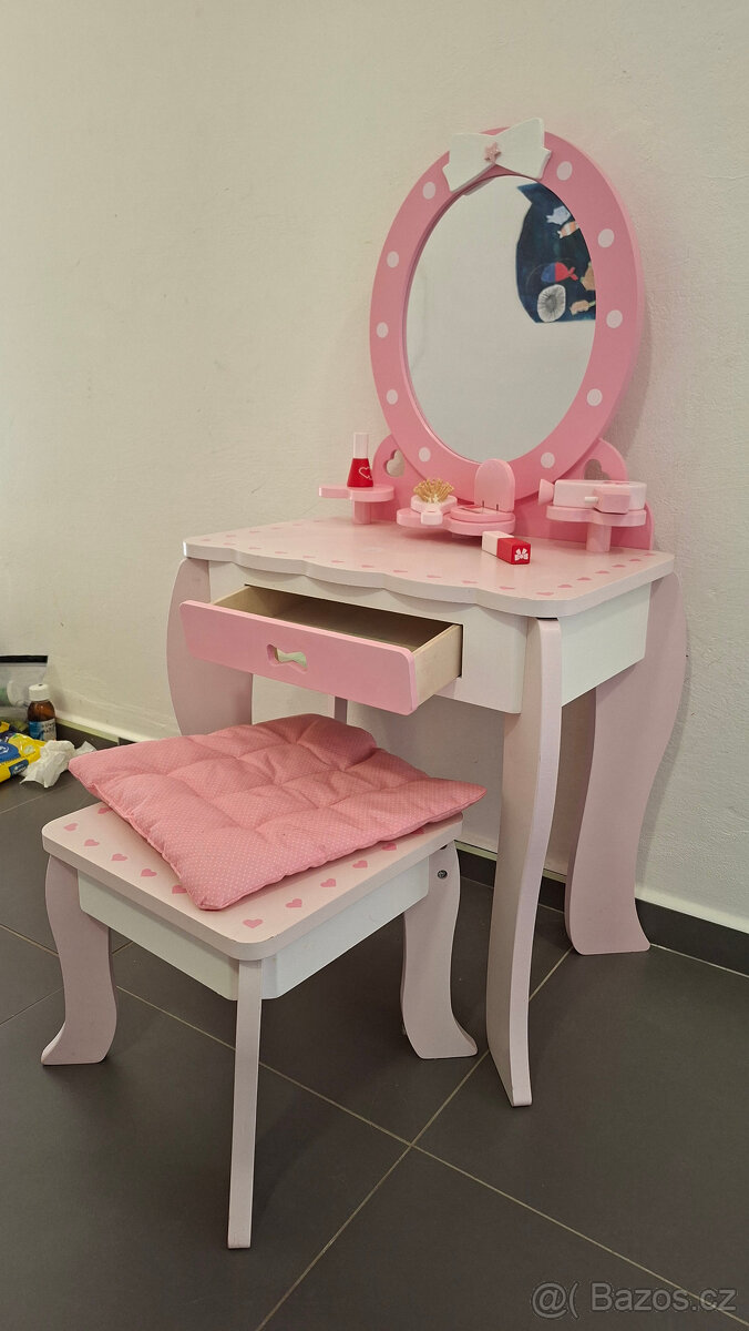 Playtive® Dřevěný kosmetický stolek pro děti – 7 dílný - 2