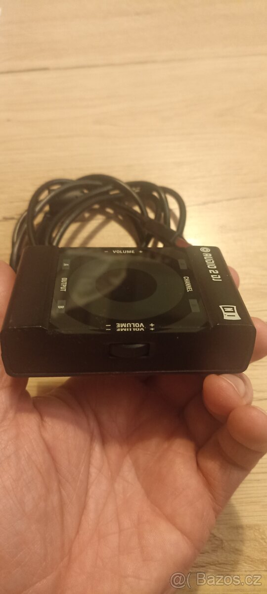 Native instruments audio 2 dj - 2