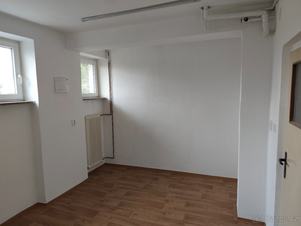 obchodní prostor 14m2 - 2