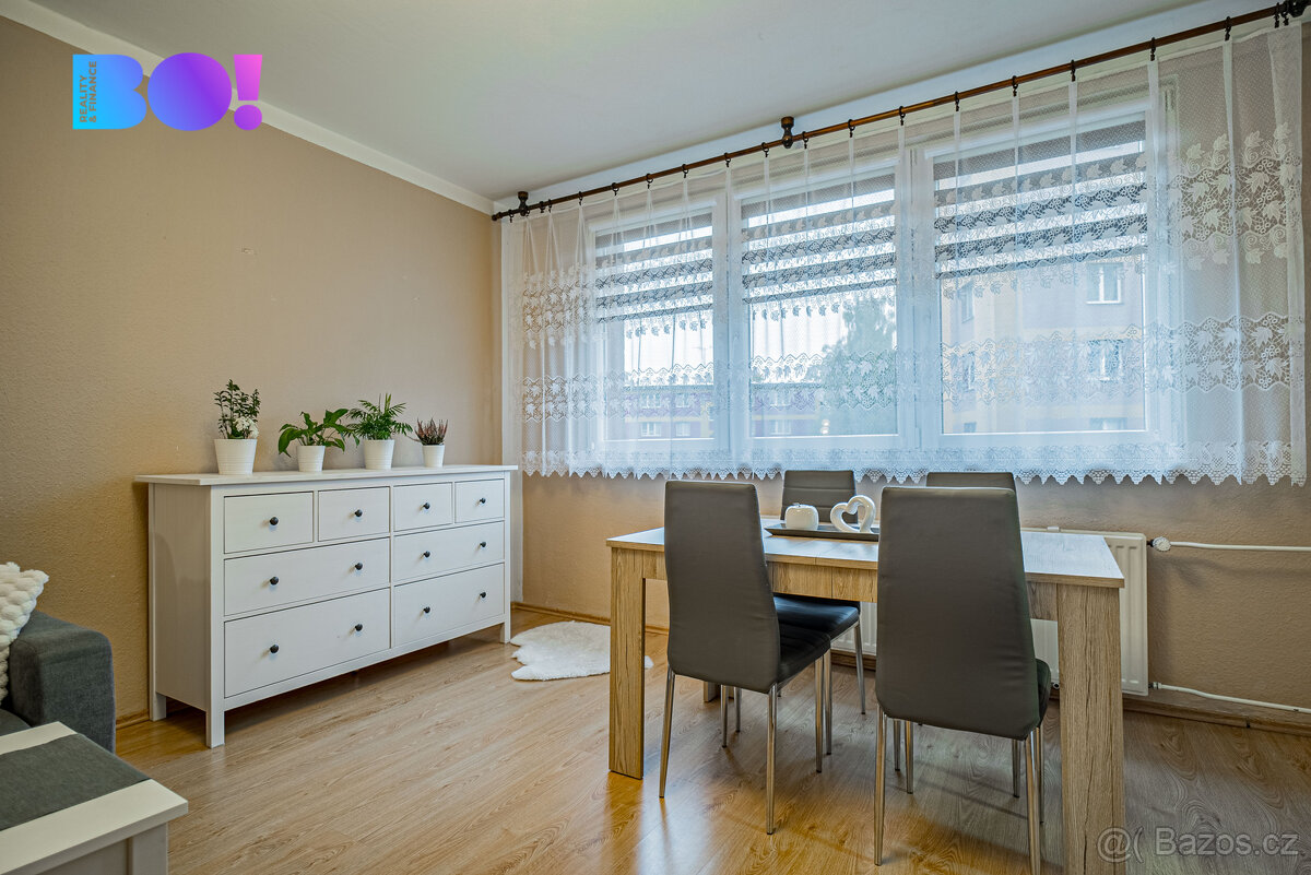 Prodej bytu 3+1 se zasklenou lodžií v Karviné-Ráji – U Lesa - 2