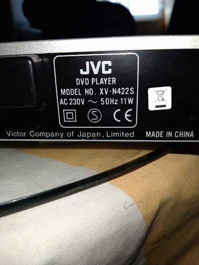 koupím DVD přehrávač JVC - 2