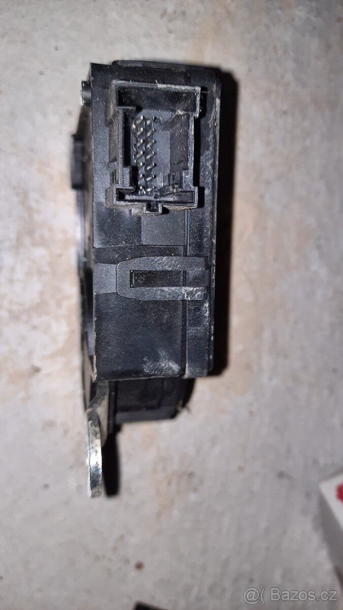 Jednotka dobijeni audi a6 4f 4f0915181a - 2