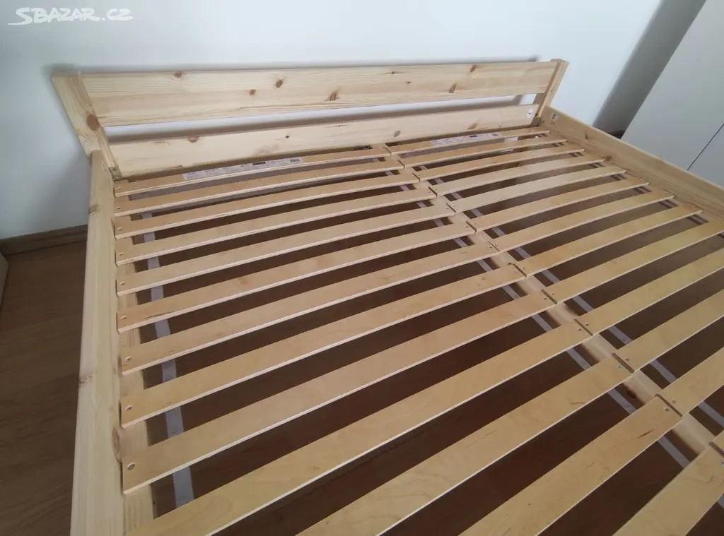 Dvoulůžková postel JYSK - 2