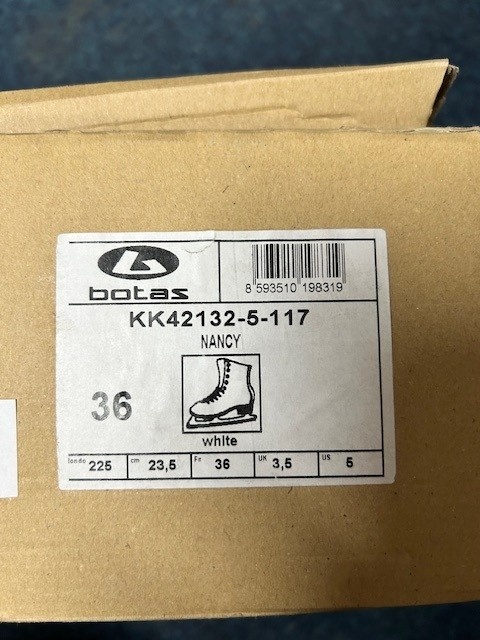 Dívčí brusle - velikost 36 - 2