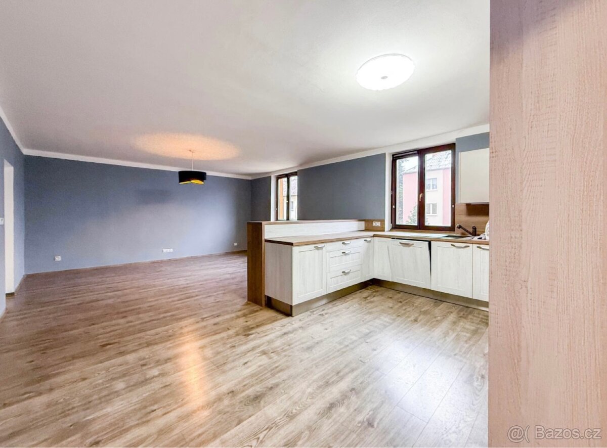 🏡 BYT K PRONÁJMU - 2