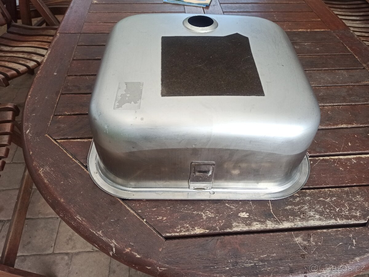 Prodám nerezový dřez - 2