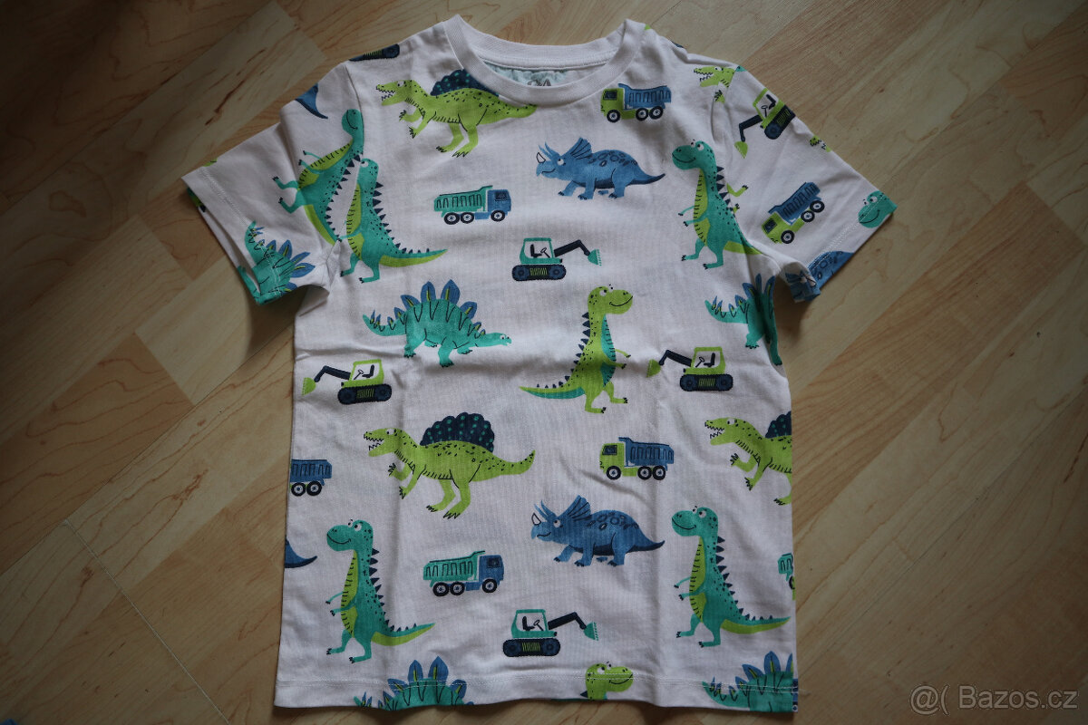Chlapecká trika vel. 116/122 - 2