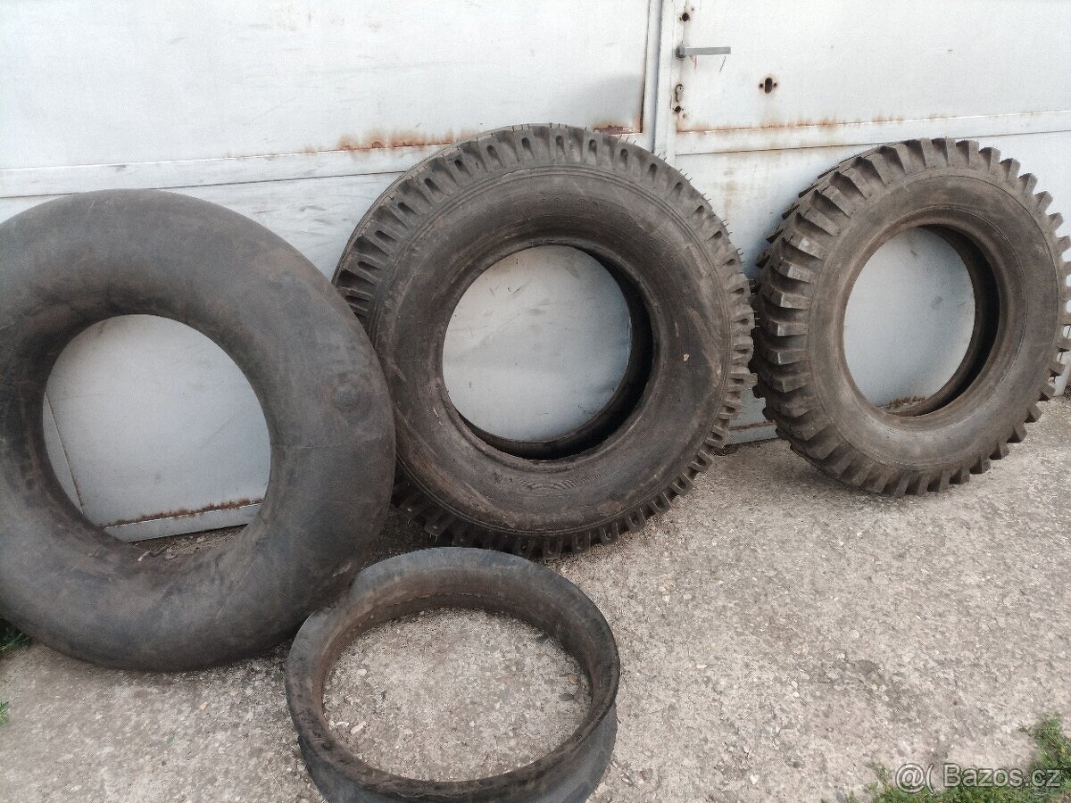 Pneu 10,00-20 Protektor +duše+límec - 2