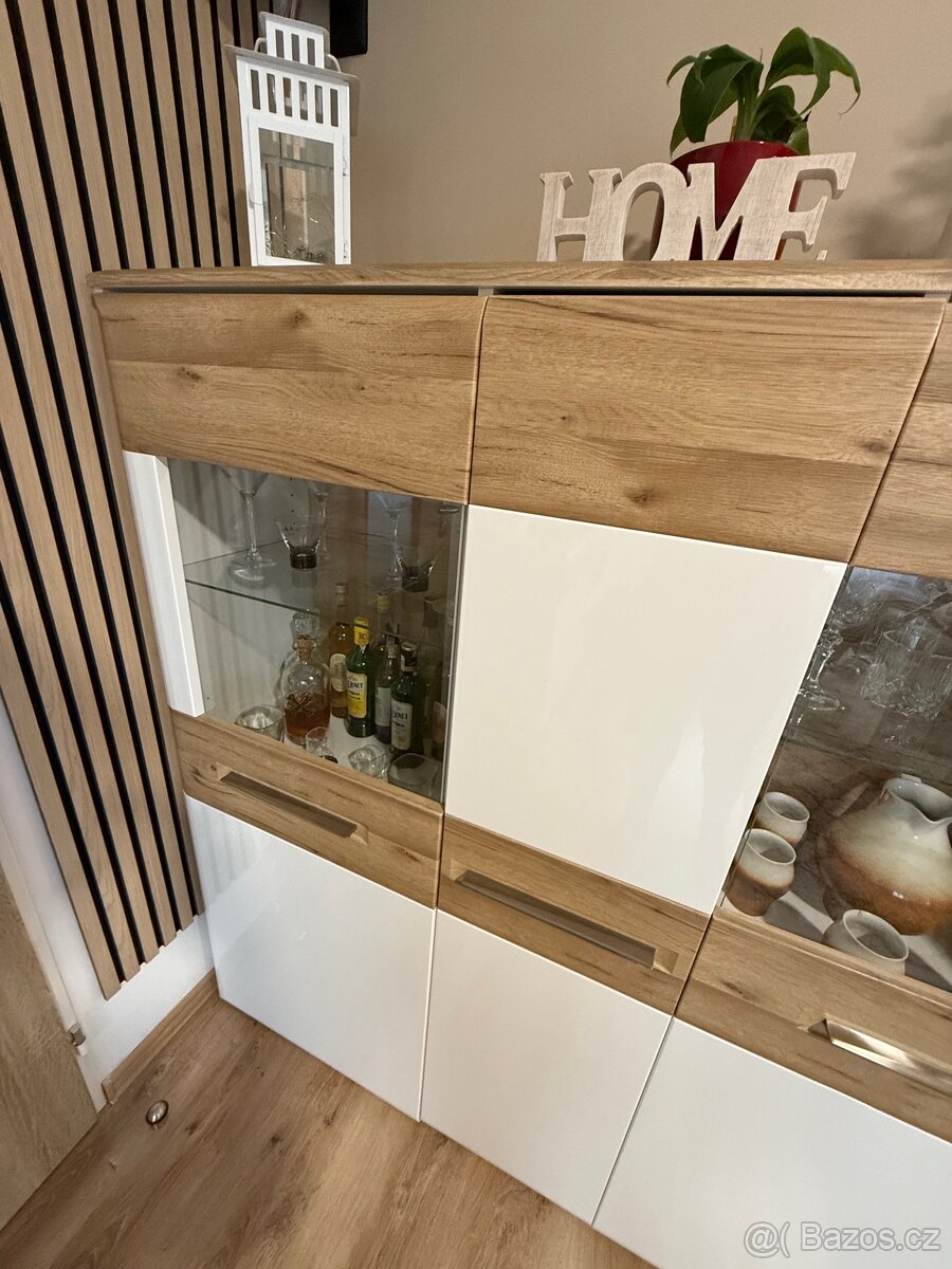 Vitrínová skříň cartago - 2