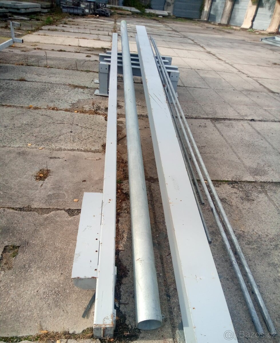 Železné trubky, nosníky, jekly - 2