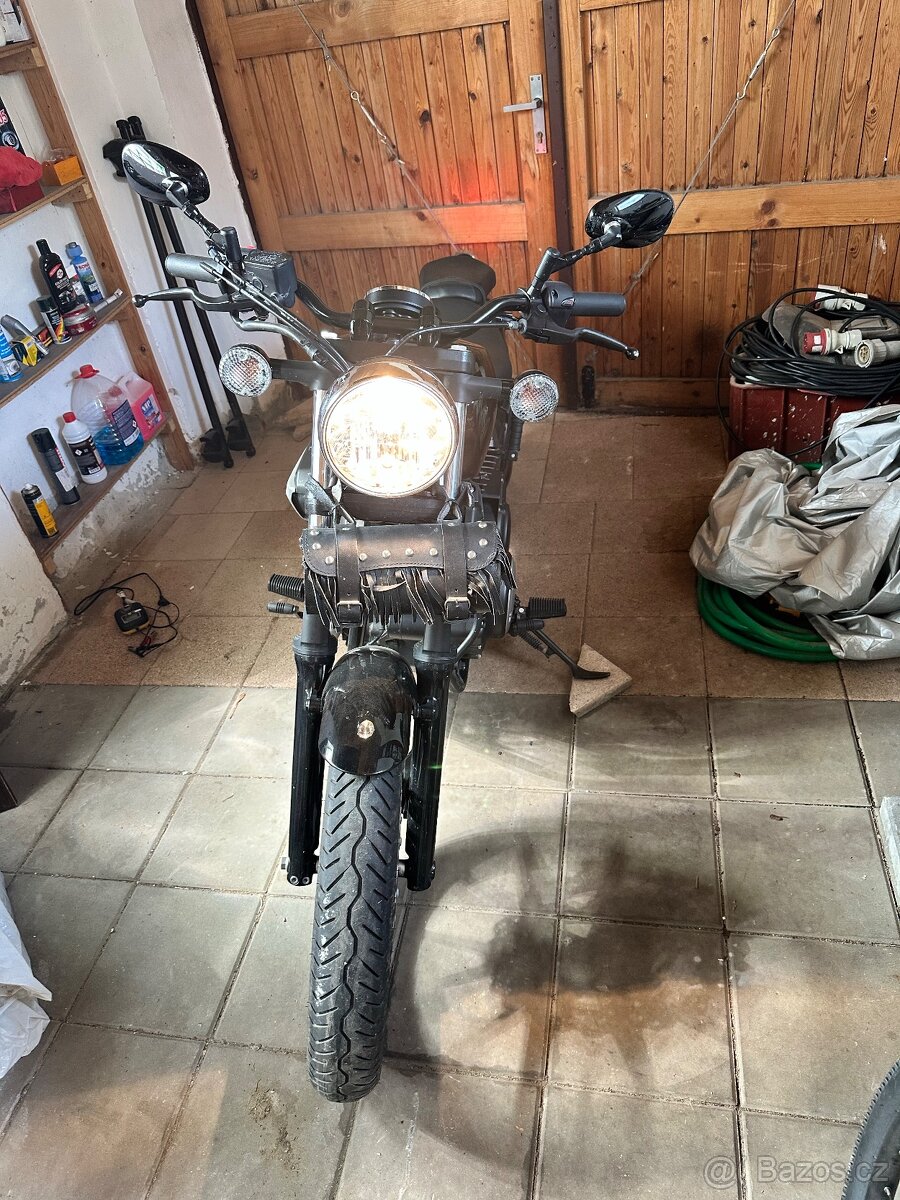 Yamaha XVS 950 CU - 2