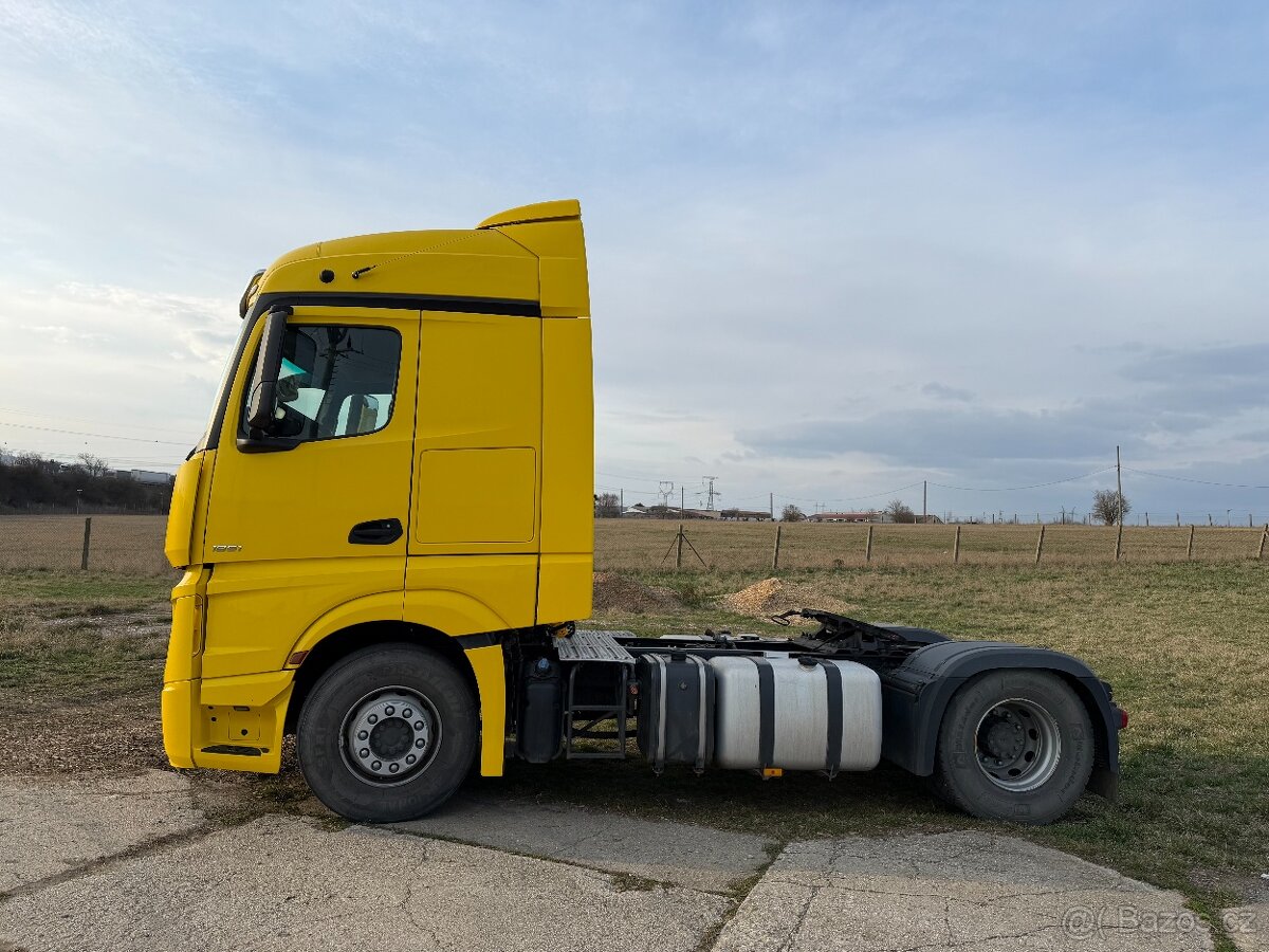 Mercedes Benz Actros 1851 - tahač - 2