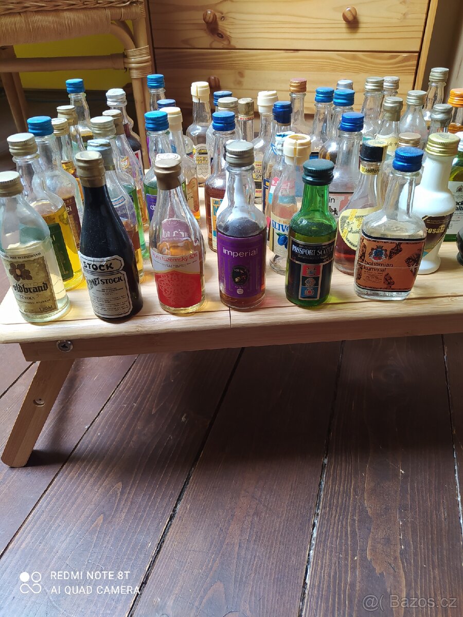 Lahvičky s alkoholem - 2