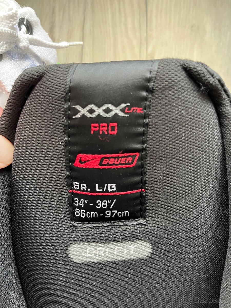 Hokejová výstroj - 2