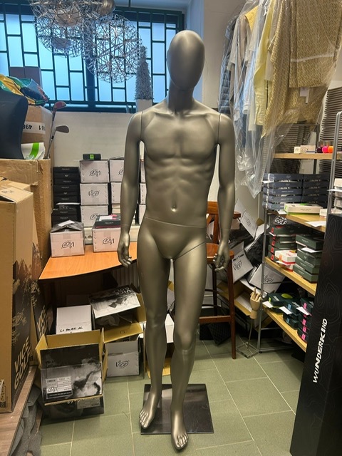 prodam figuriny HUGO BOSS - 2
