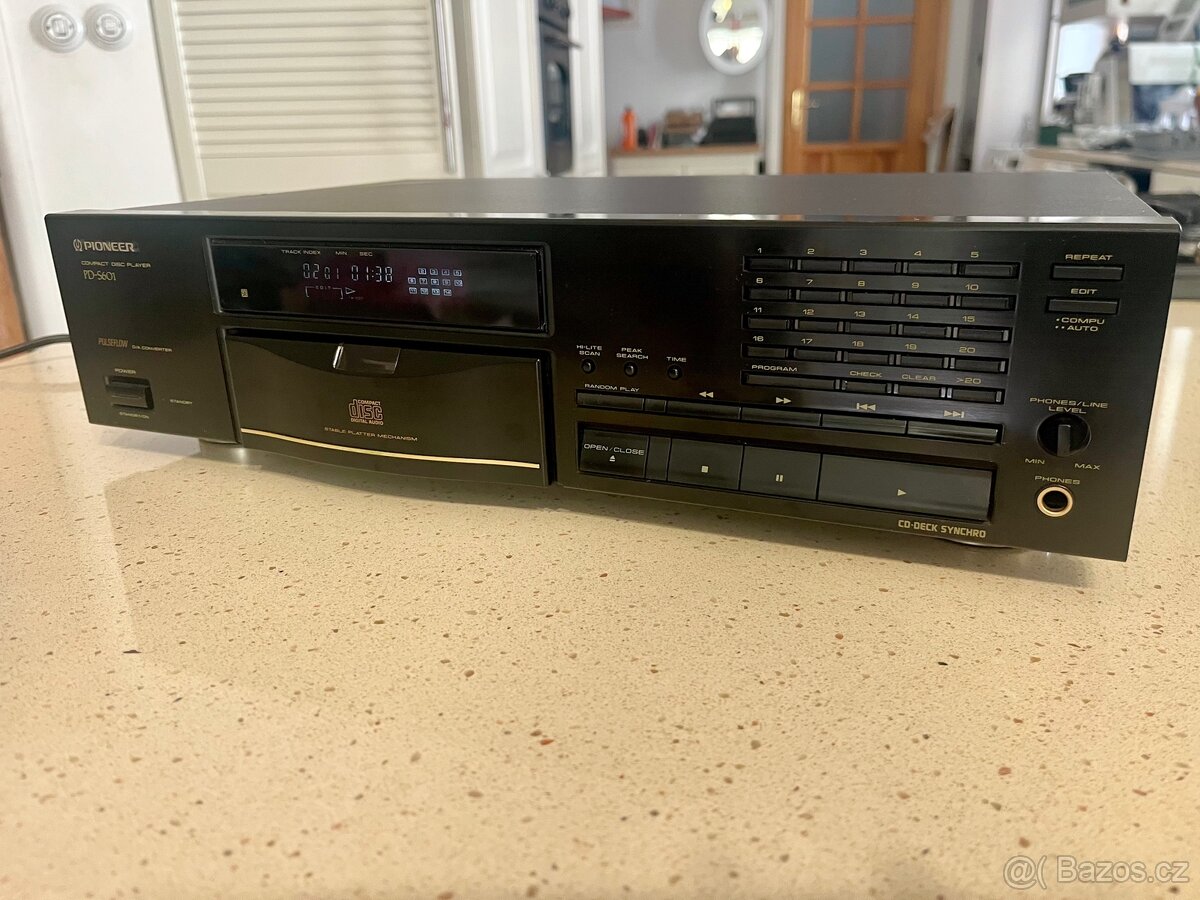 Cd přehrávač PIONEER PD-S601 - 2